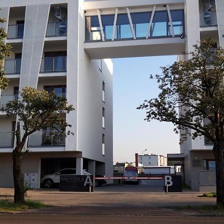 Apartament Mila Z Duzym Tarasem I Miejscem Parkingowym Kolobrzeg Ngoại thất bức ảnh
