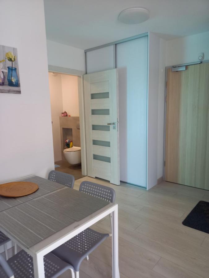 Apartament Mila Z Duzym Tarasem I Miejscem Parkingowym Kolobrzeg Ngoại thất bức ảnh