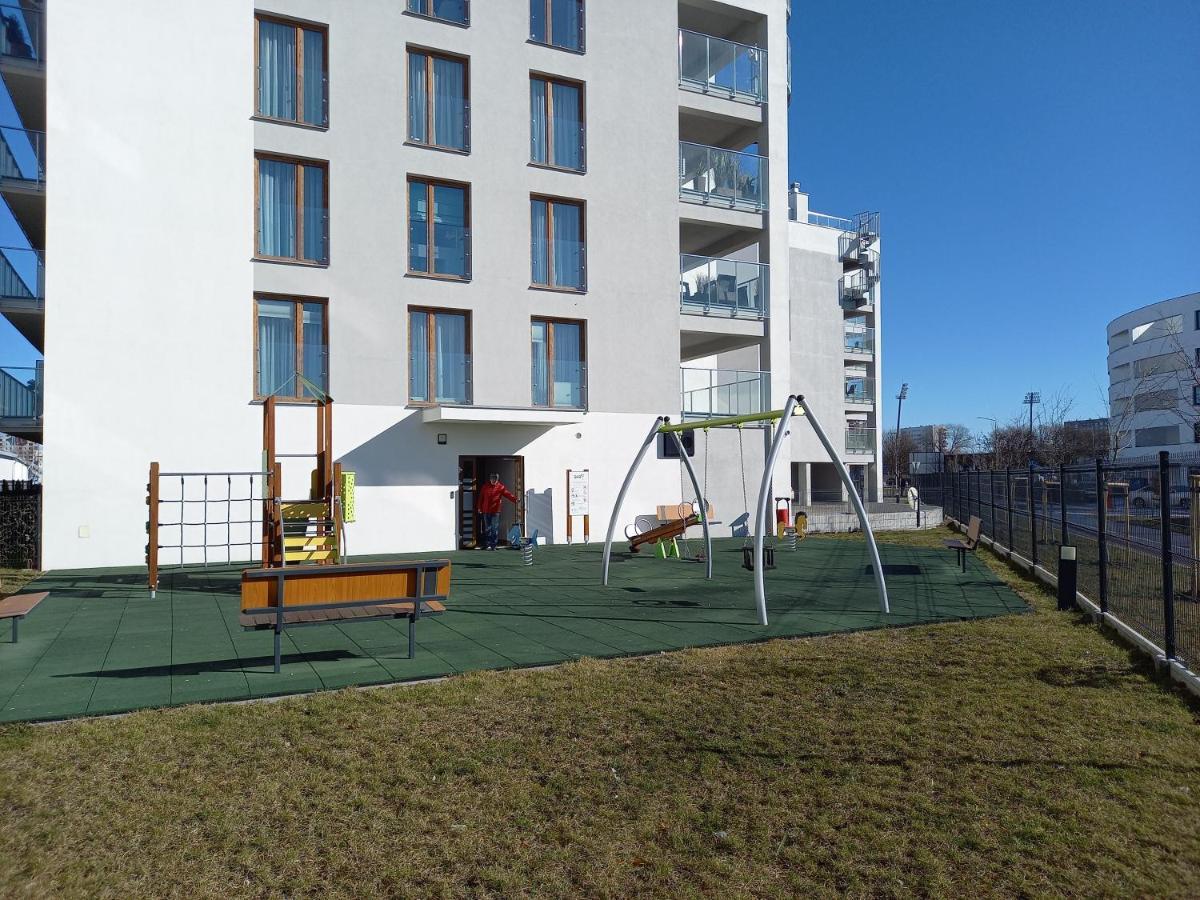 Apartament Mila Z Duzym Tarasem I Miejscem Parkingowym Kolobrzeg Ngoại thất bức ảnh