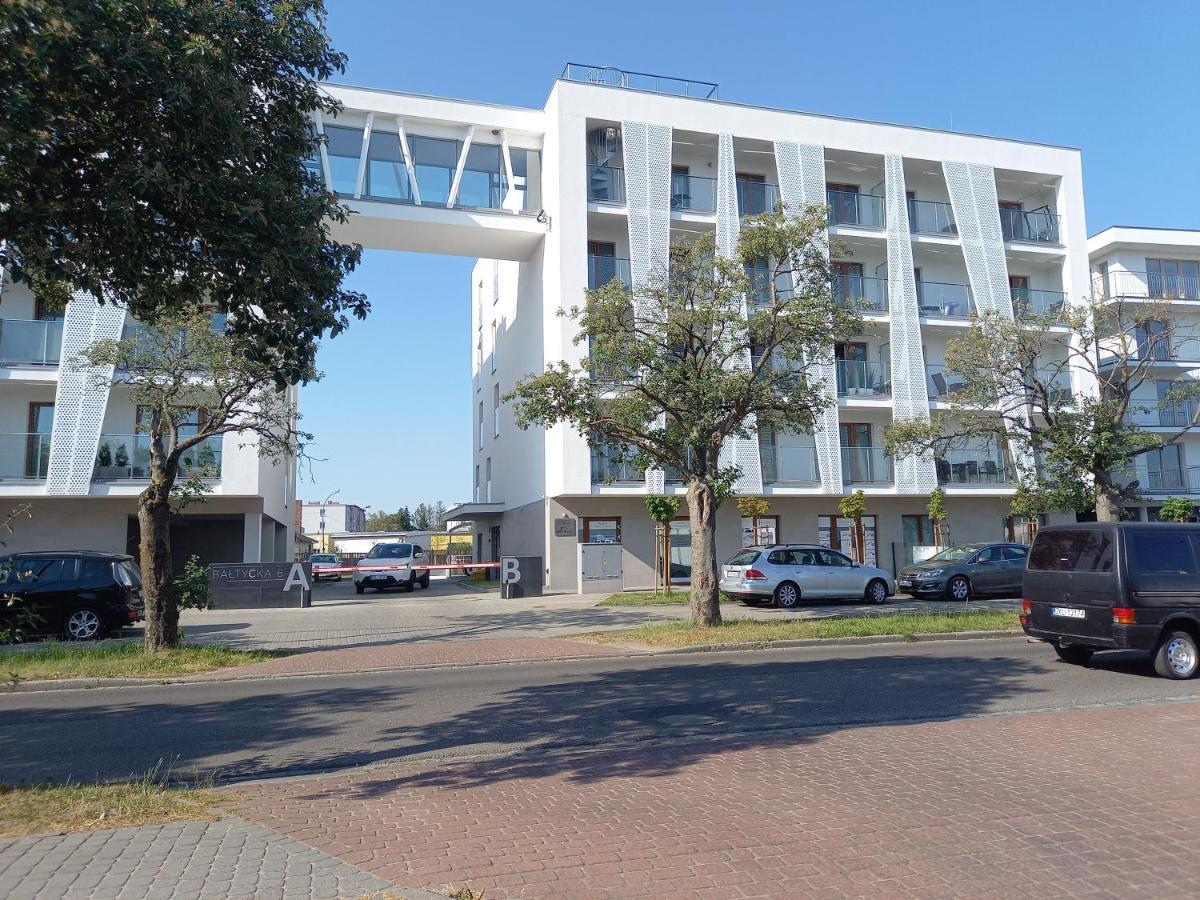Apartament Mila Z Duzym Tarasem I Miejscem Parkingowym Kolobrzeg Ngoại thất bức ảnh